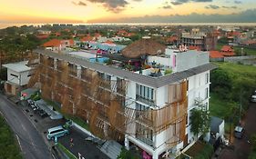 Koa D Surfer Hotel